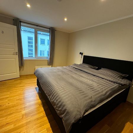 Charming 3-Bedroom Apartment In The Heart Of Kristiansund Bagian luar foto