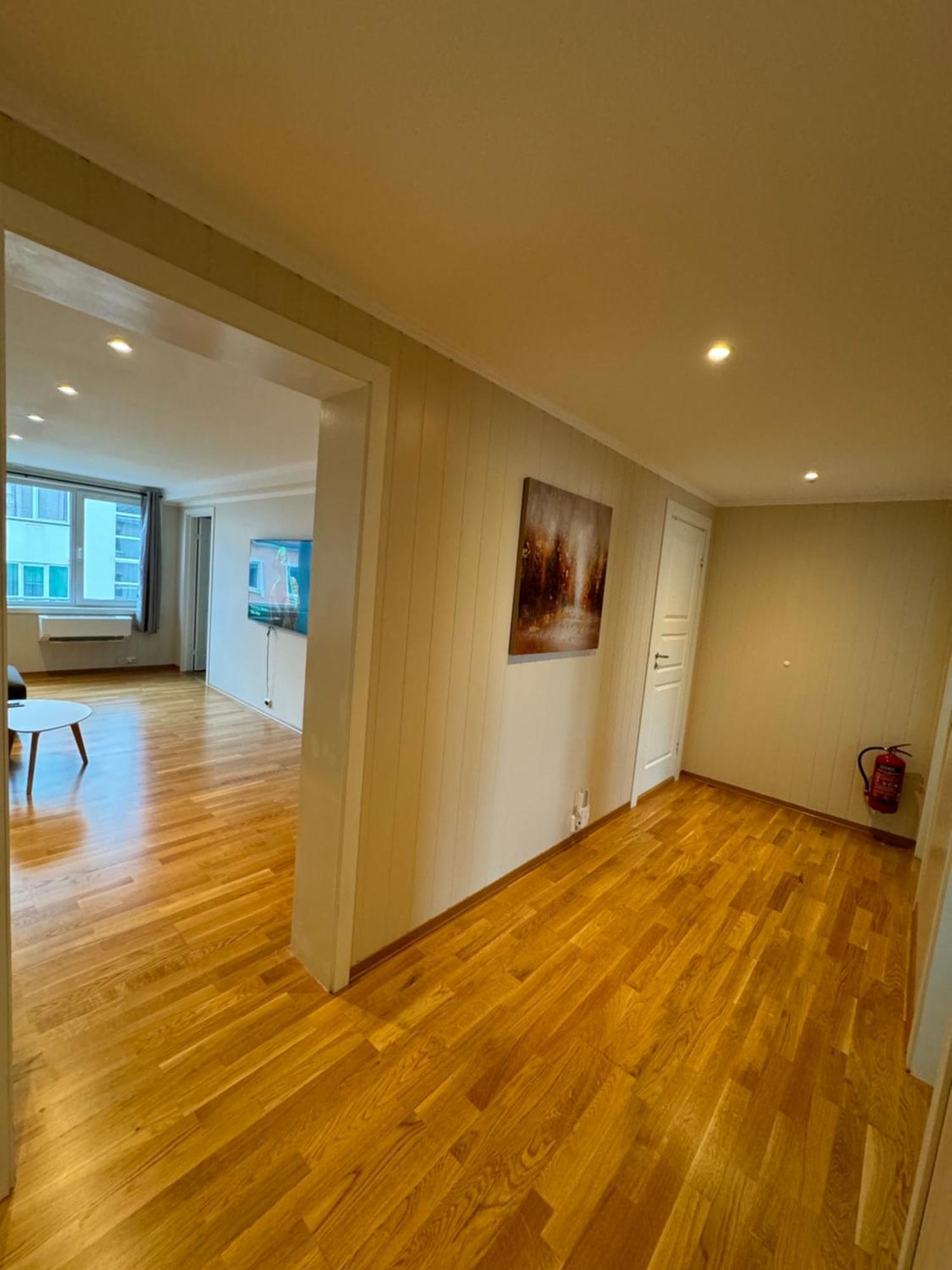 Charming 3-Bedroom Apartment In The Heart Of Kristiansund Bagian luar foto