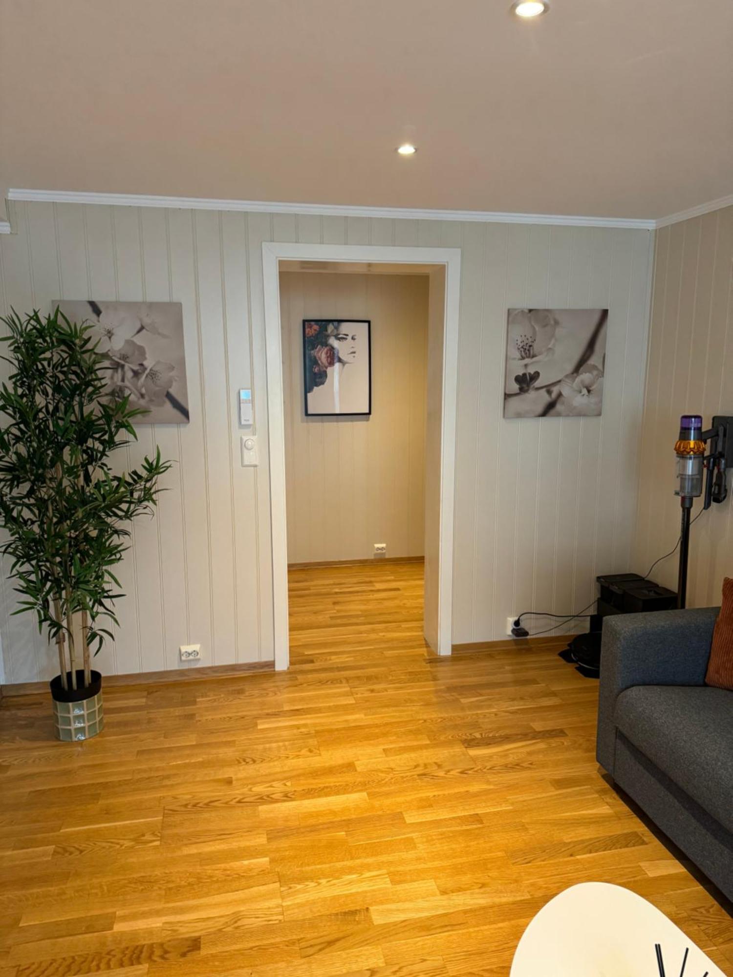 Charming 3-Bedroom Apartment In The Heart Of Kristiansund Bagian luar foto