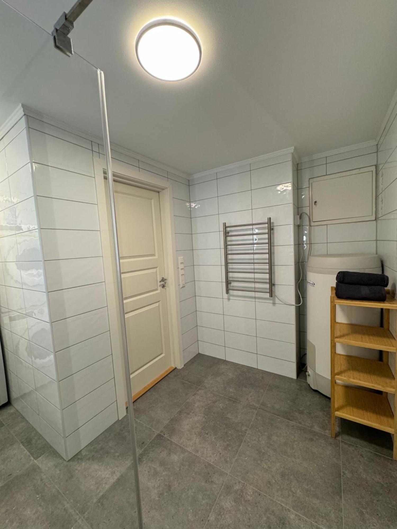 Charming 3-Bedroom Apartment In The Heart Of Kristiansund Bagian luar foto
