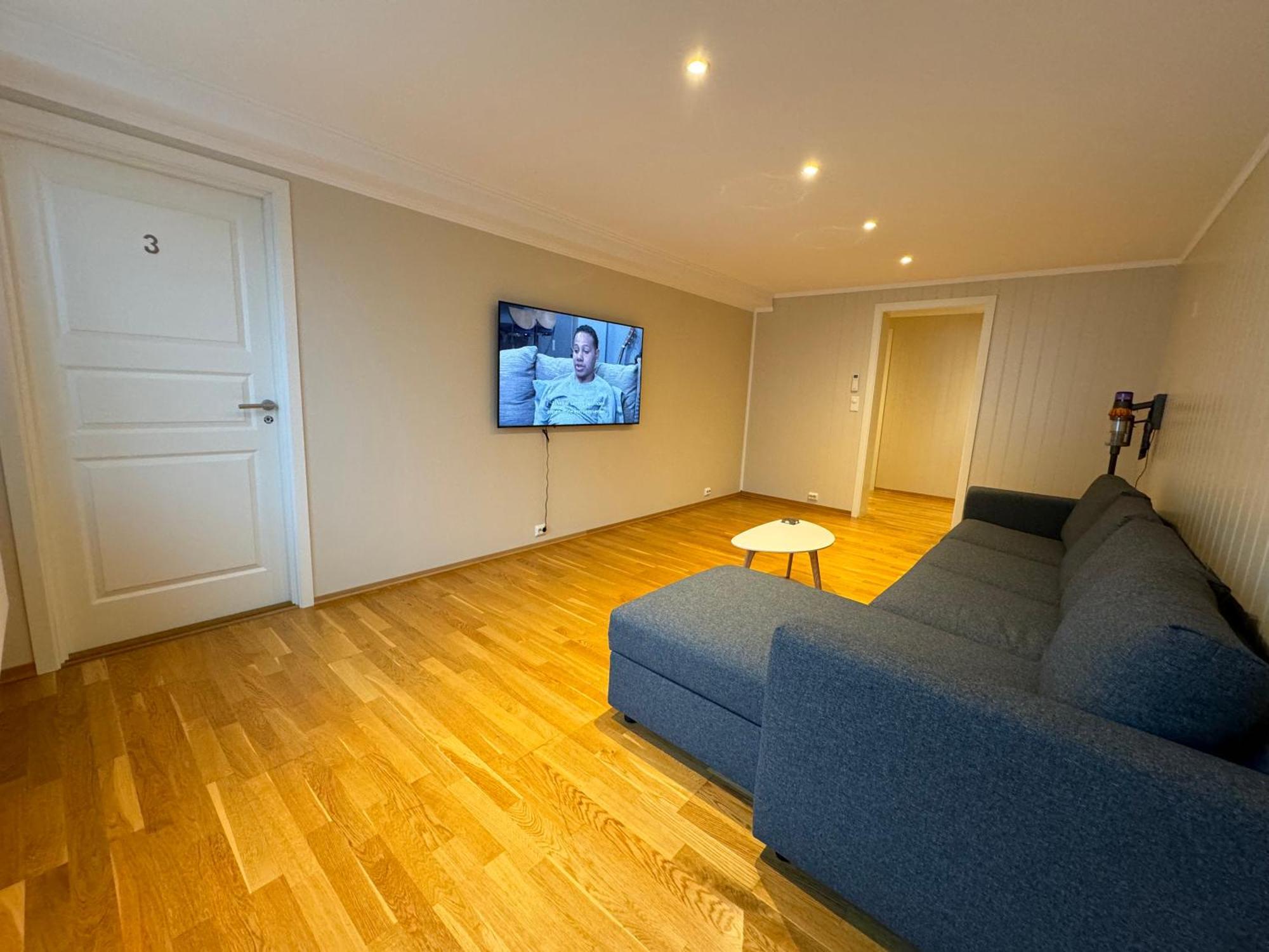 Charming 3-Bedroom Apartment In The Heart Of Kristiansund Bagian luar foto
